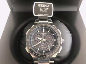 [セイコーウォッチ] 腕時計 アストロン EXECTIVE LINE SBXB129 シルバー